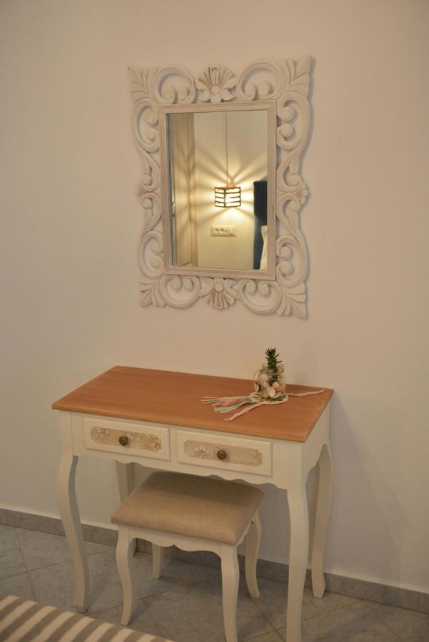 Delfinaki Boutique Apartments Lionas Beach ,Naxos Exterior photo