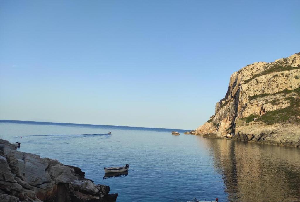 Delfinaki Boutique Apartments Lionas Beach ,Naxos Exterior photo
